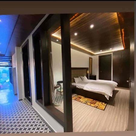 Mount View - A Luxurious Stay Bhowali Nainital Bagian luar foto