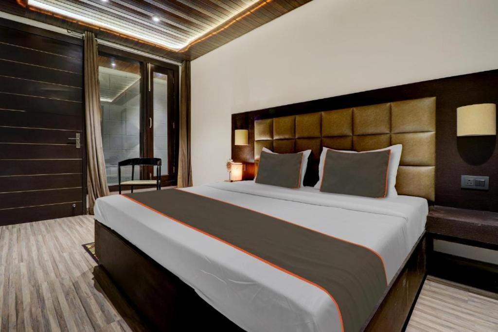 Mount View - A Luxurious Stay Bhowali Nainital Bagian luar foto